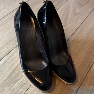 Stuart Weitzman Glossy Black leather wedges